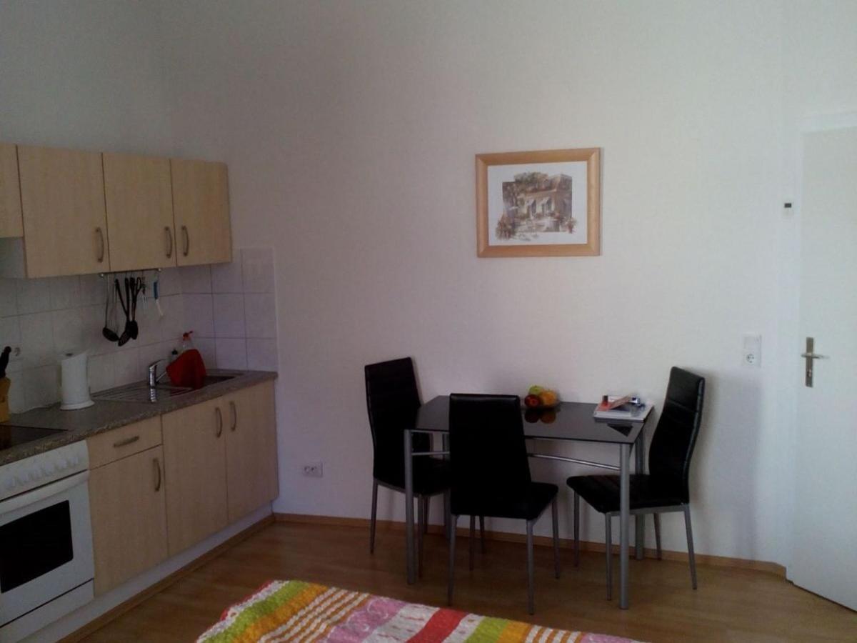 Hostel Im Medizinerviertel Halle  Pokoj fotografie