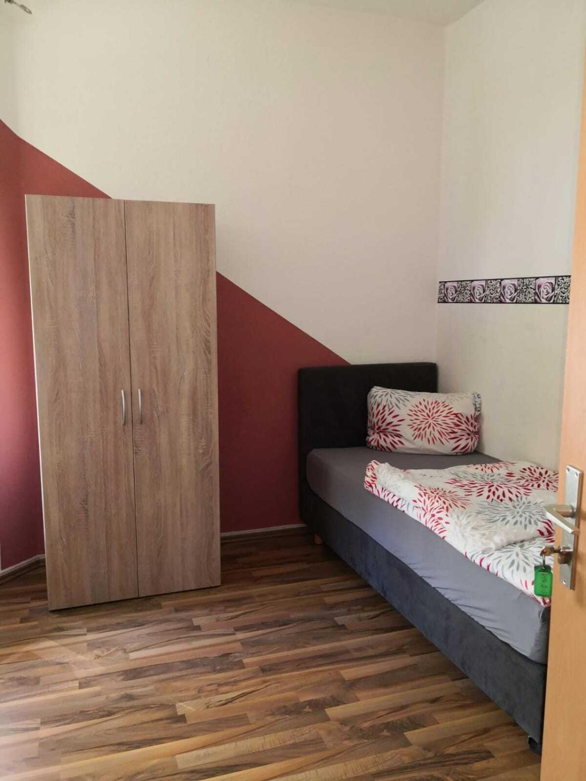 Hostel Im Medizinerviertel Halle  Pokoj fotografie