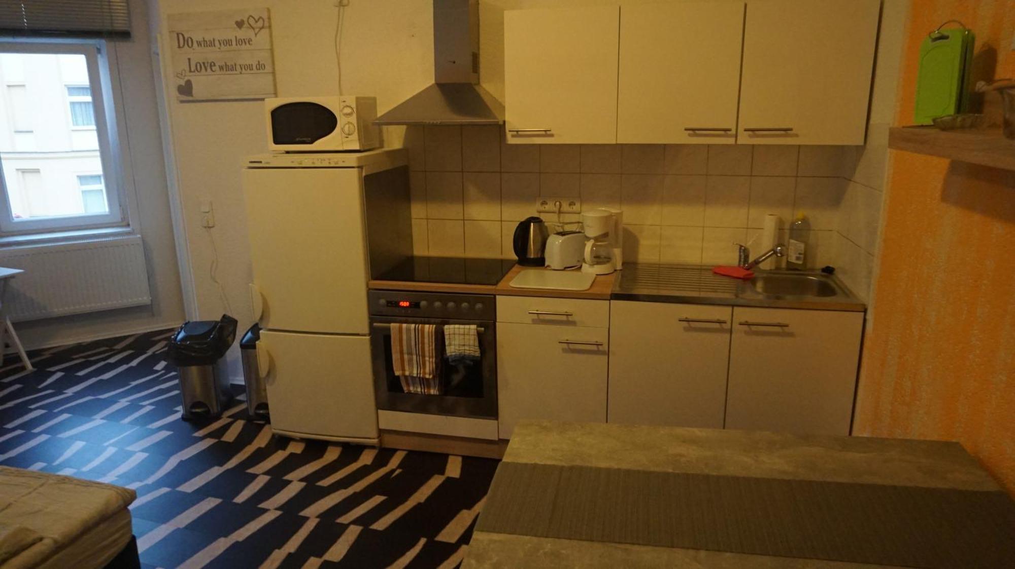 Hostel Im Medizinerviertel Halle  Pokoj fotografie